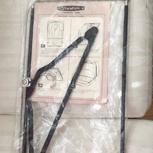 NWOT Carry-on Jacket Hanger